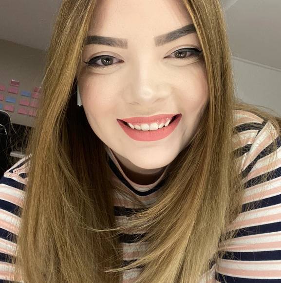 Meet your Posher, Jessica - Picture 1 of 1